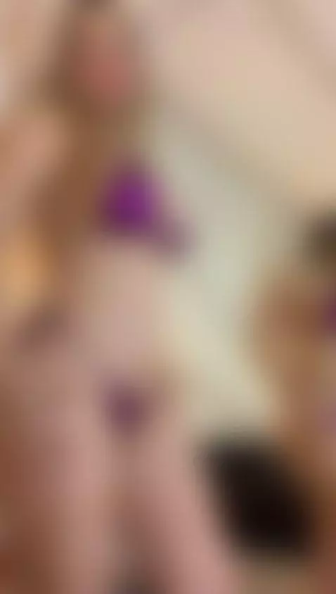 U wanna see more? by carla-alvarez