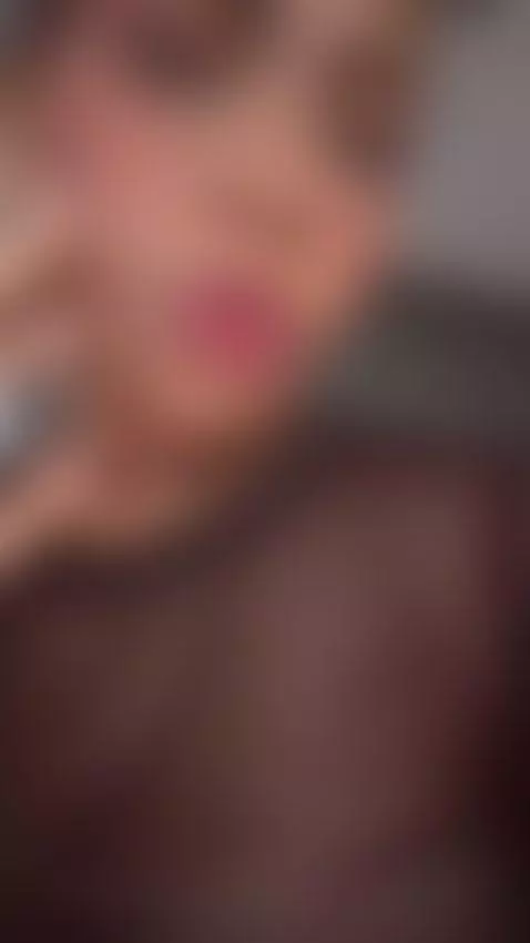 besitos by allissonpearson