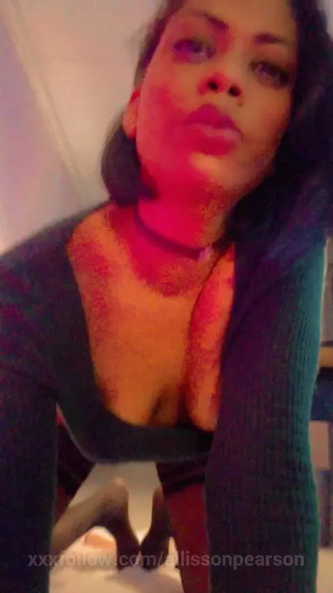 Holis by allissonpearson