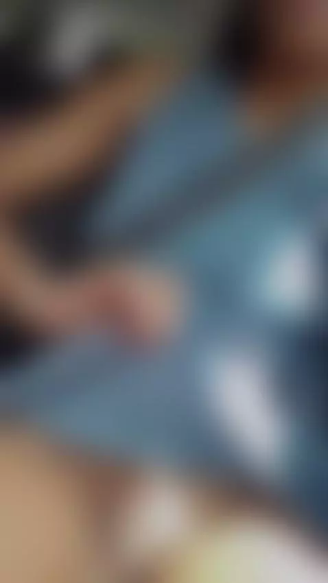 UPS! by allissonpearson