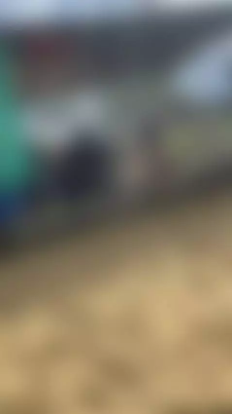 Do you think they managed to see me with my tits out? by briannaj