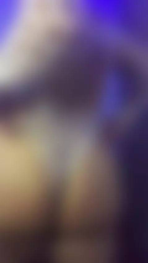 my juicy butt by jengomez24