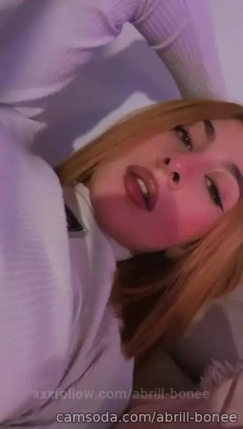 A little sensuality for you 🔥❤️ by abrill-bonee