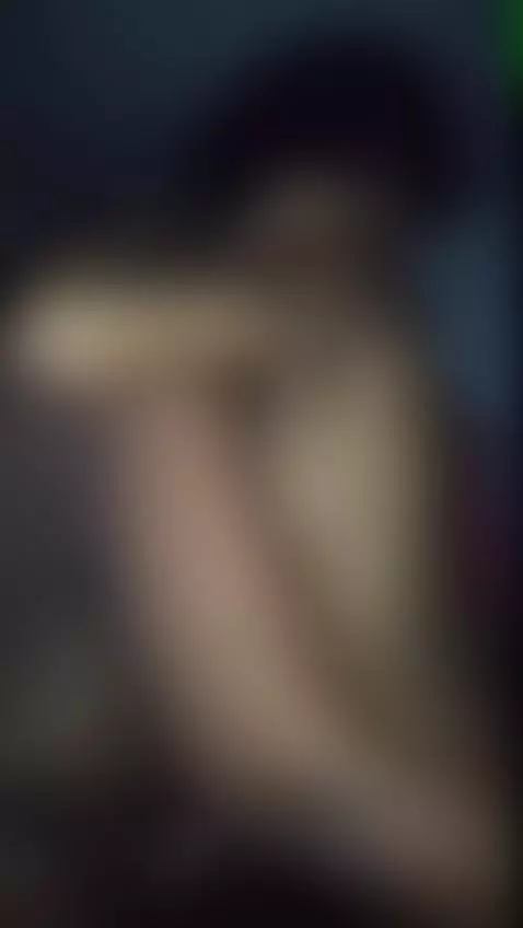 lesbians kissing & licking by cece244