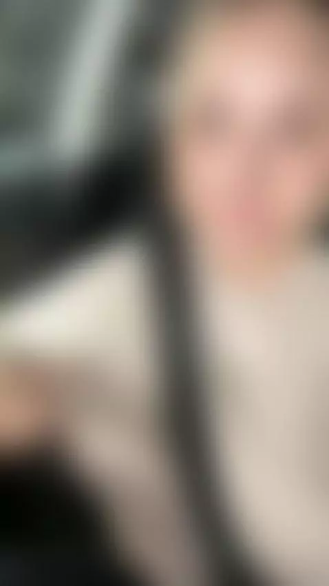 Large bubbles in the car🥞🥞🥞🥞 by scarlett05