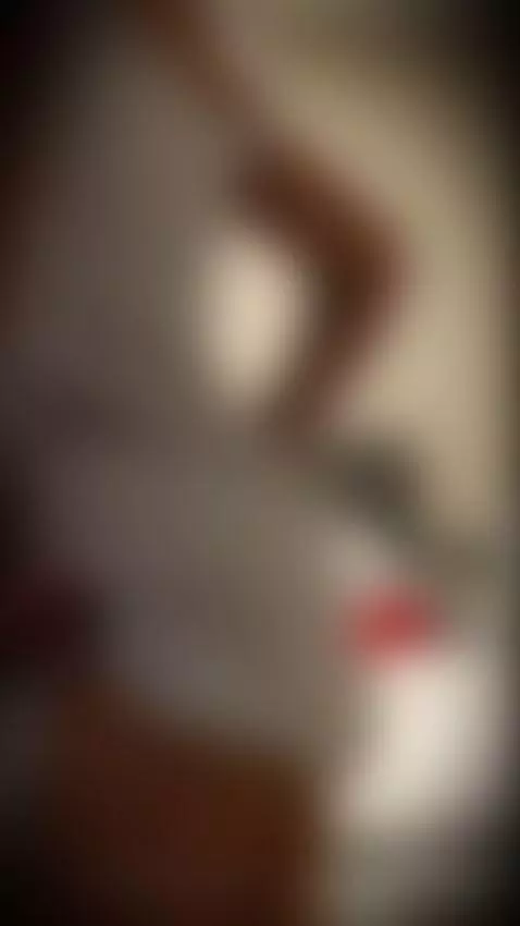 Is my ass worthy of attention?🤭💢 by scarlett05