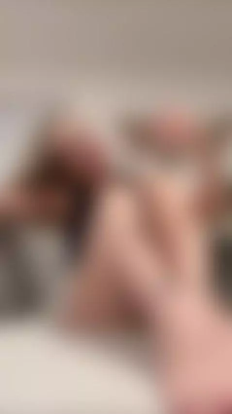 Would you like to play with my paws? by scarlett05