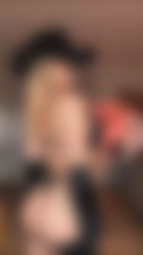 Your gift for Halloween by scarlett05