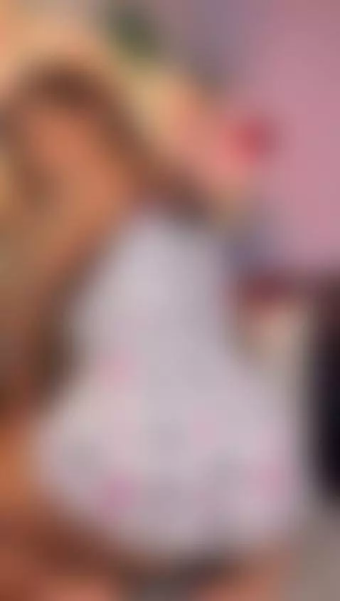 Mmm me encantaria estar en tu cama by georginacoule