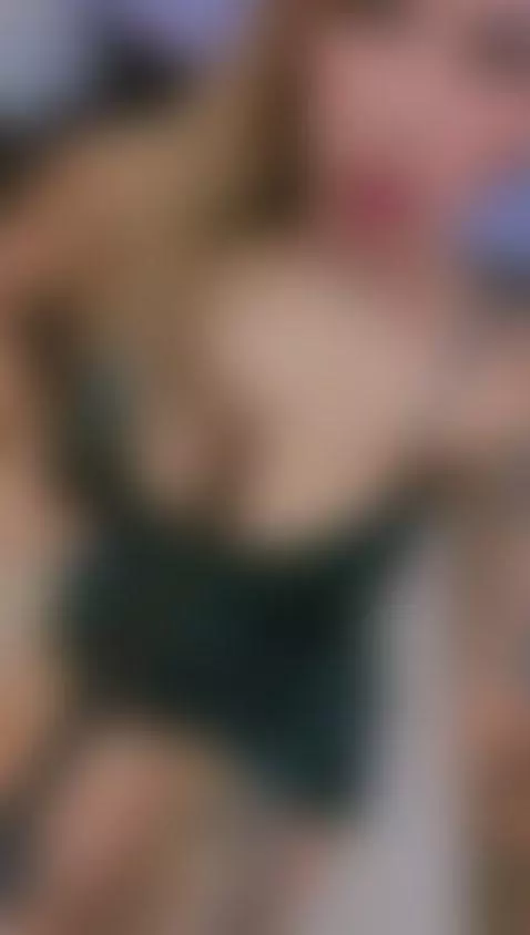 Visita mi show en vivo 👇 by georginacoule