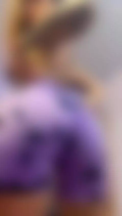 Mueve ese boom 🍑 by georginacoule