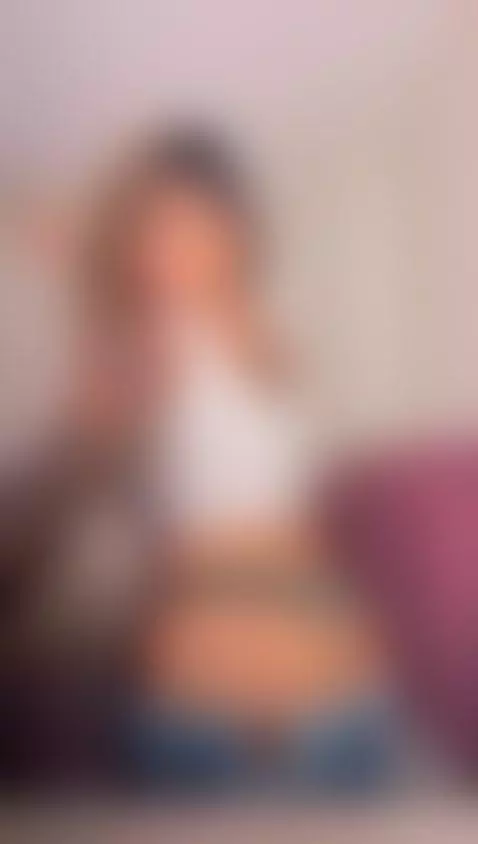 🍑🍑 by georginacoule