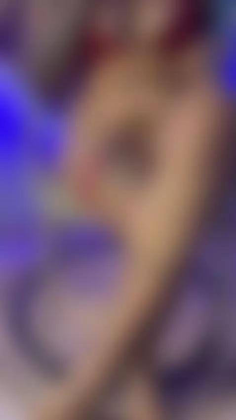 Nice feet /  Lindos pies by georginacoule