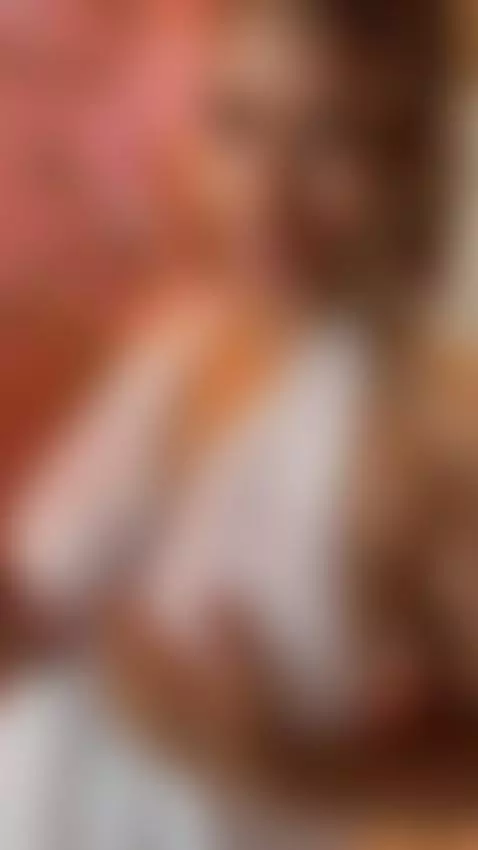 My wet shirt by georginacoule