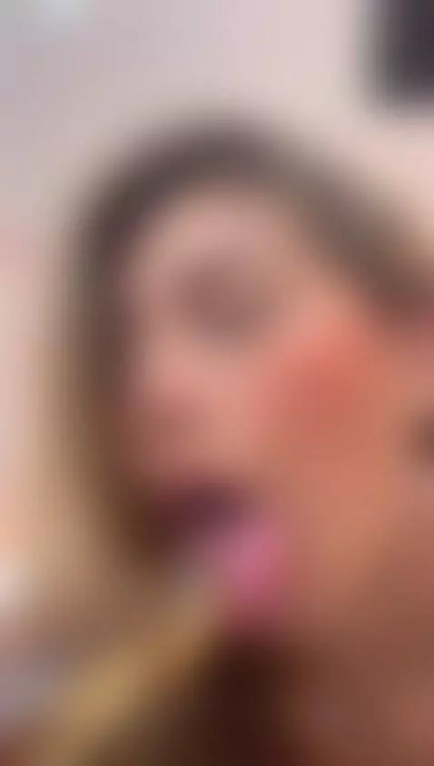 Mmm deliciousss ! by georginacoule