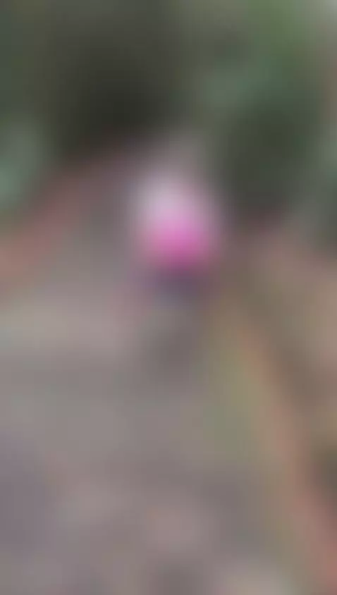 👄🍂 by georginacoule