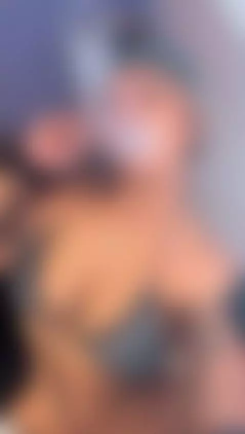 👇👇 by georginacoule