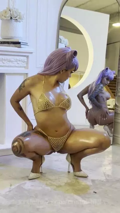 cosplaygirl by cristal-hiill