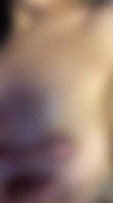 hot spit petite tits🍒🔥 by ariianamoon