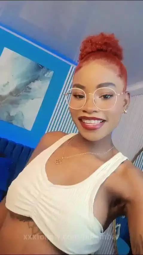 redhair, ebony, cuteface18 by hillamber