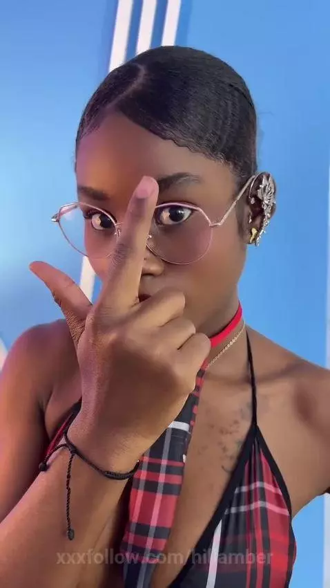 My sexy schoolgirl outfit by hillamber