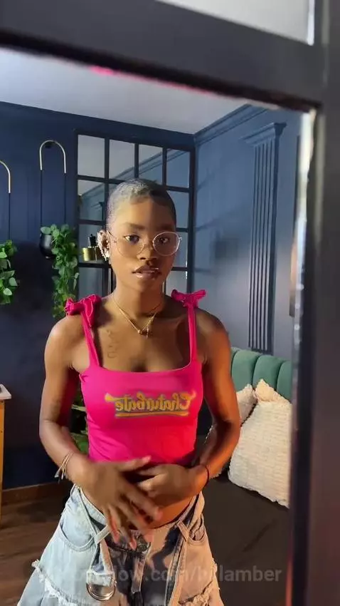 wants it to be your cock by hillamber