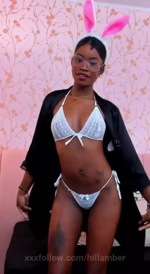 Happy Thursday by hillamber