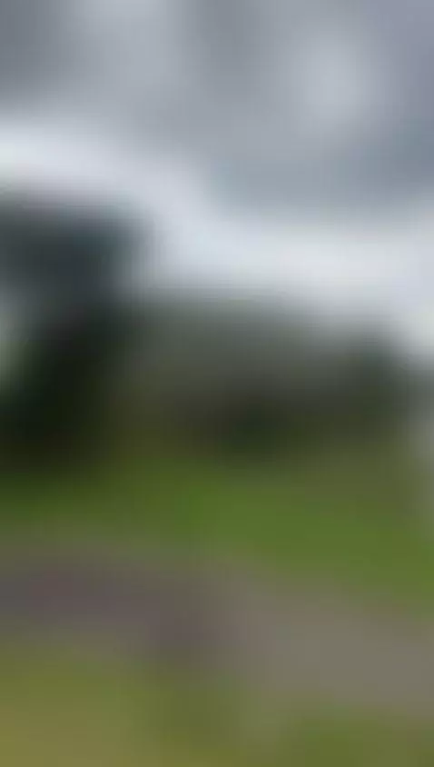 Someone saw my boobs 🥵 by hillamber