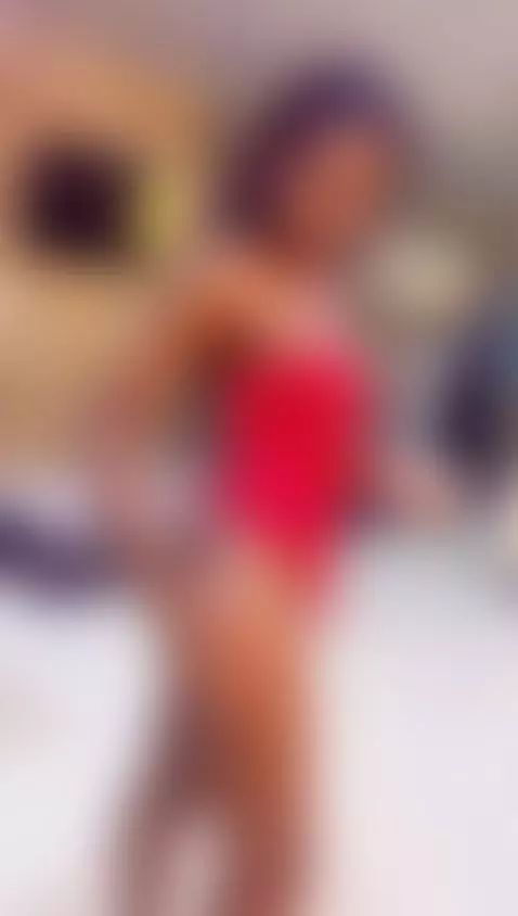 Touch me by hillamber