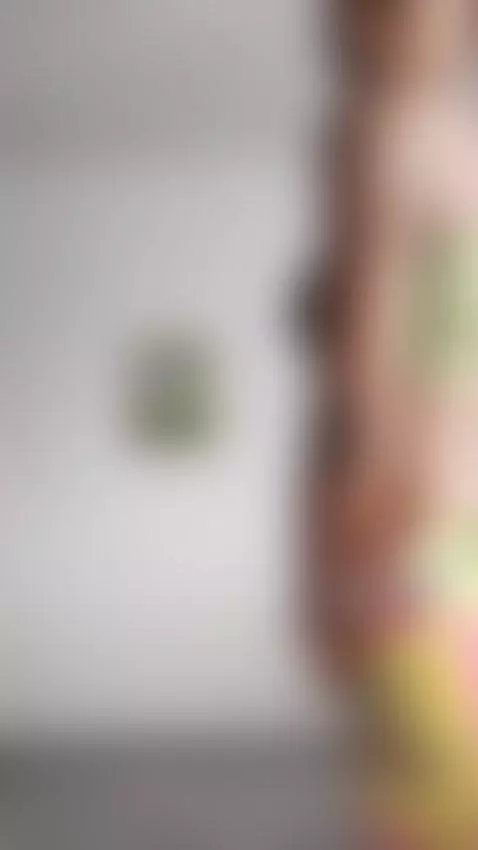 Bouncing my smalltits by hillamber