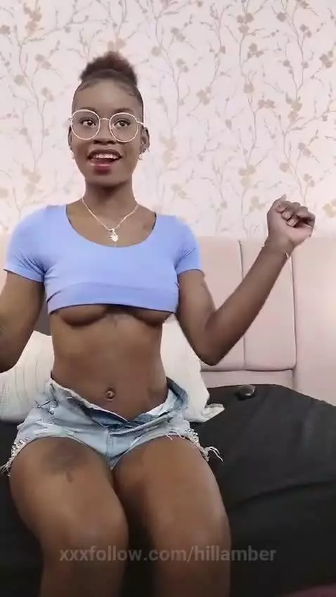 🍒🫣 by hillamber