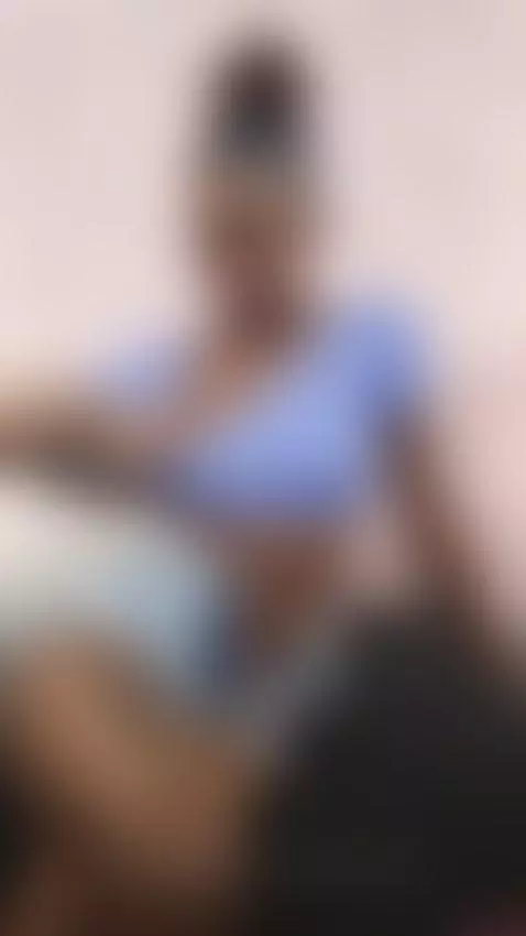 Happy Monday! by hillamber