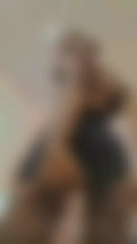 Pussy 🥵 by hillamber