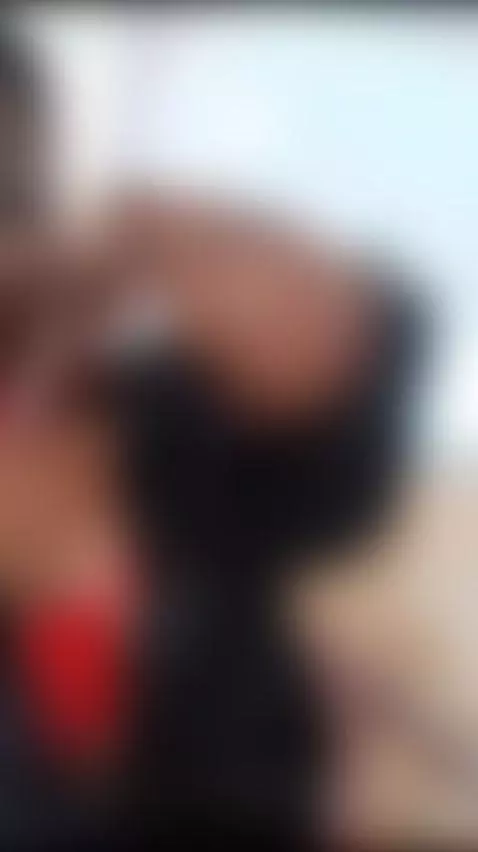 glasses, tatto, makeup by hillamber