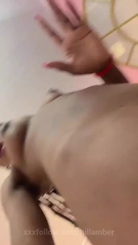 chicacaliente, ass, nude by hillamber