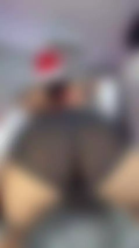 moviendolo para vos🍑 by emmablackk