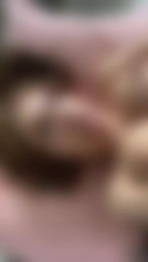 I have a silly face and a tight pussy, do you like it? by nessaacxx