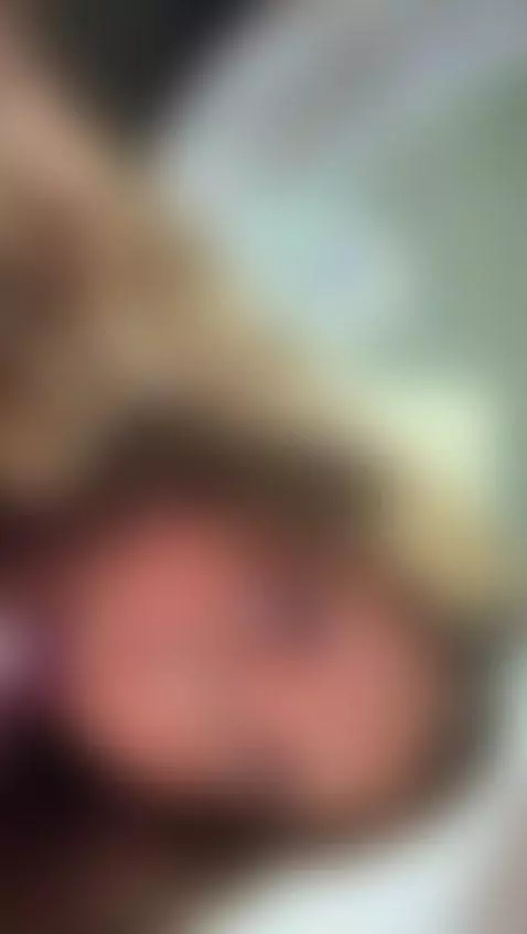 sucking your cock :) say "good girl" by nessaacxx