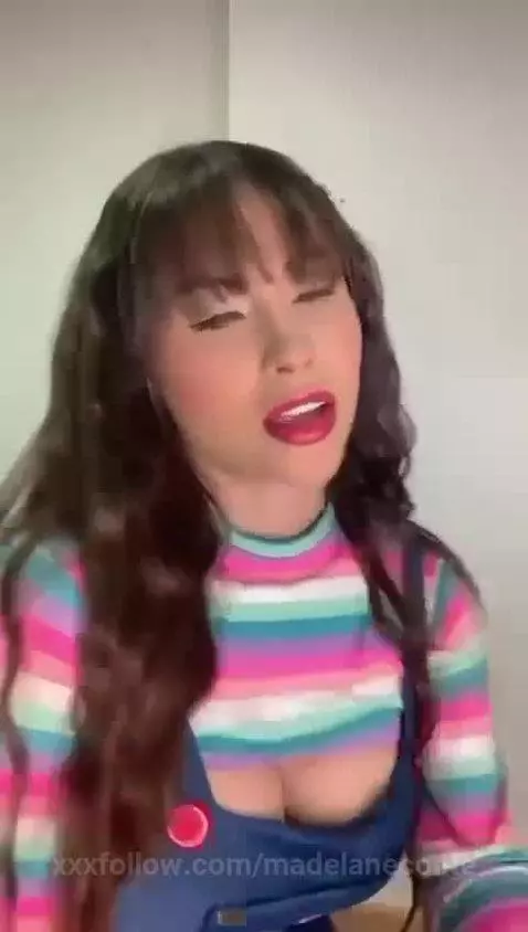 Do you like the way my body moves ?🍑 by madelanecoote