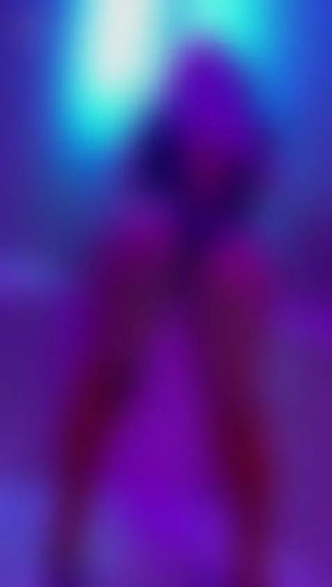 I got creative at the motel with my friend 🍑😛 by madelanecoote