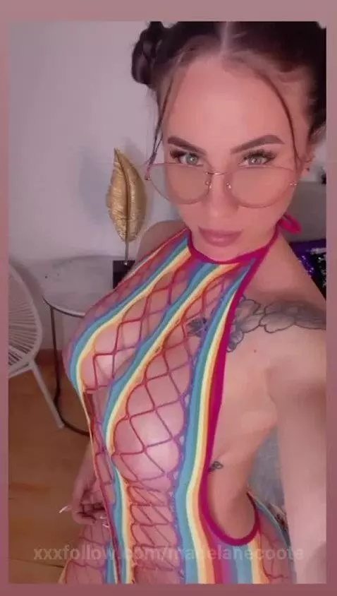 My beautiful body I want to be with you 💋 by madelanecoote