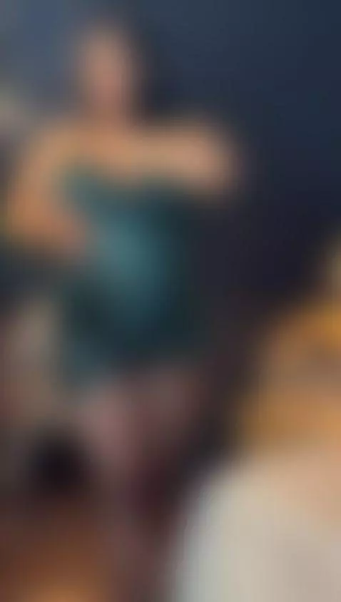 Te espero en mi room by taylorbenet1