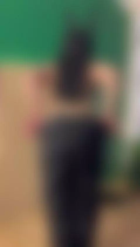 Te gustaria desnudarme? by taylorbenet1