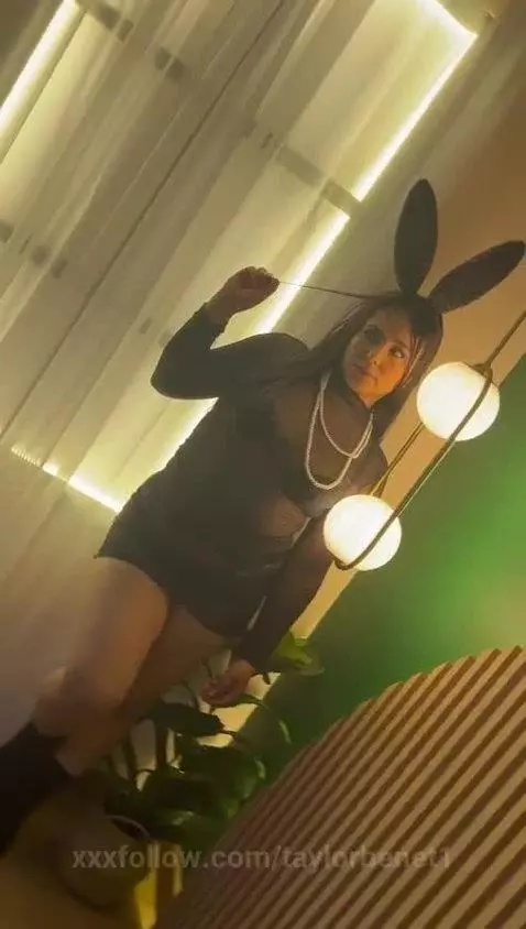 Do you like my oufit? by taylorbenet1