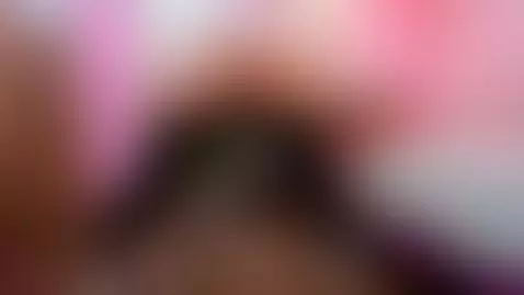 Me ayudas en mi estiramiento? / Can you help me with my stre... by taylorbenet1