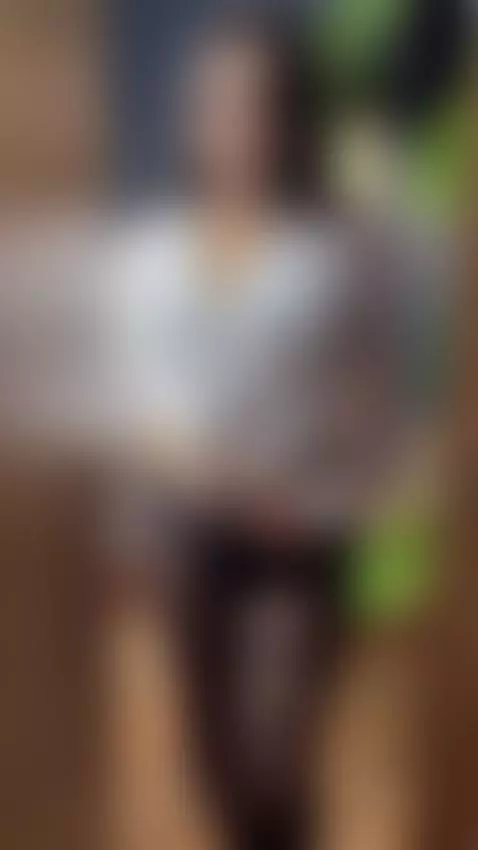 Espero que ya hayas venido a mi transmision / I hope you've ... by taylorbenet1