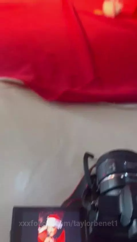 Se vienen hermosas fotos! podras verlas en mis paginas / Bea... by taylorbenet1