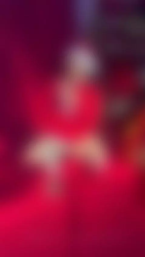 Quieres ? by taylorbenet1