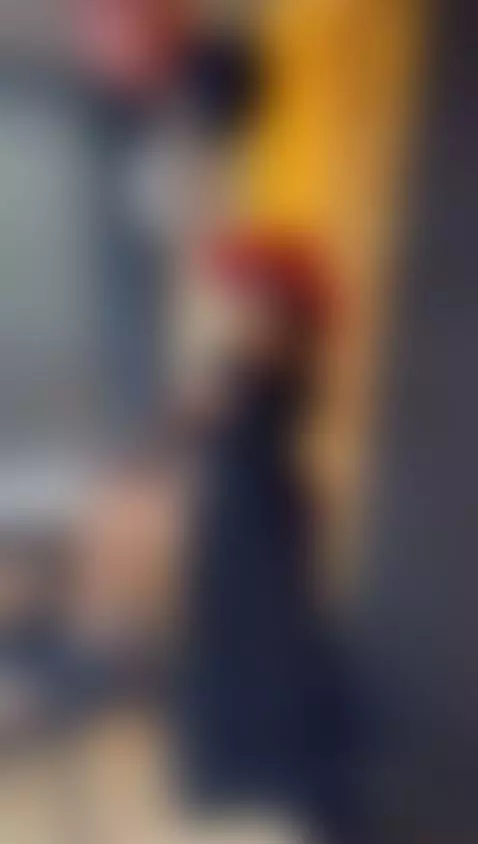 Hi ! 👇 by taylorbenet1