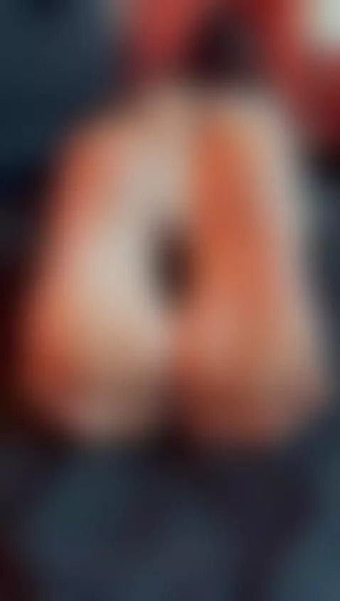 Suck my feet plis by taylorbenet1